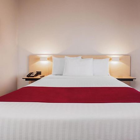 City Express By Marriott Λεόν Εξωτερικό φωτογραφία