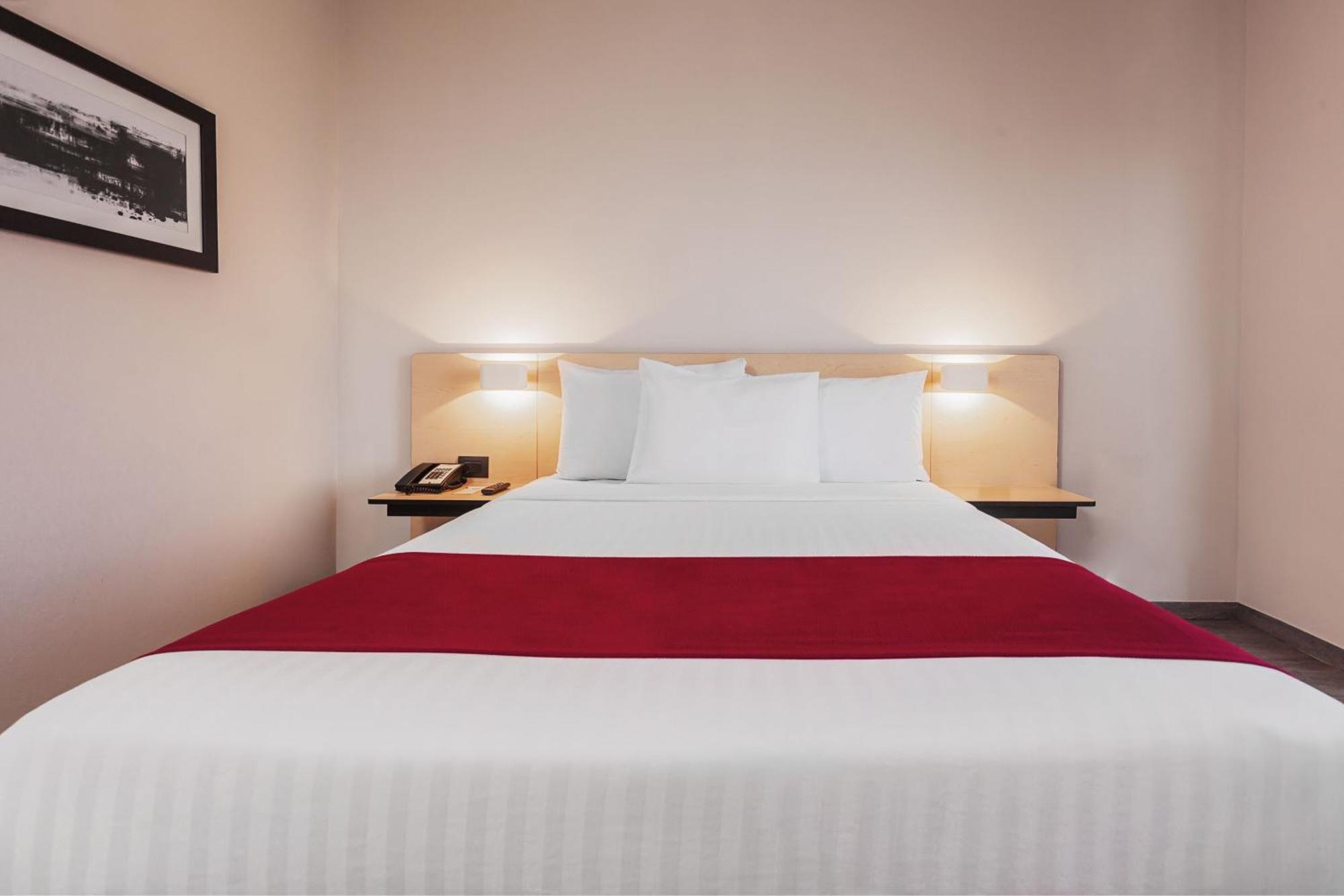 City Express By Marriott Λεόν Εξωτερικό φωτογραφία