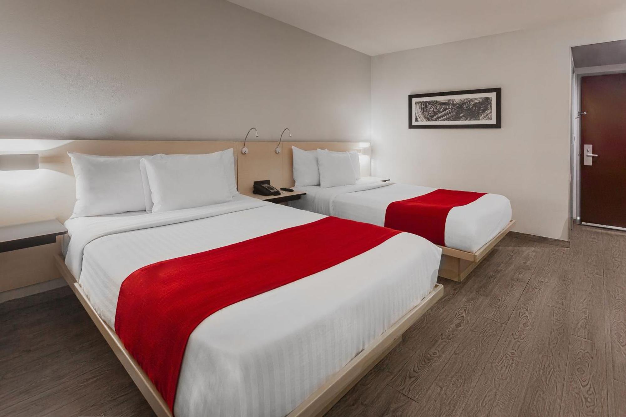 City Express By Marriott Λεόν Εξωτερικό φωτογραφία