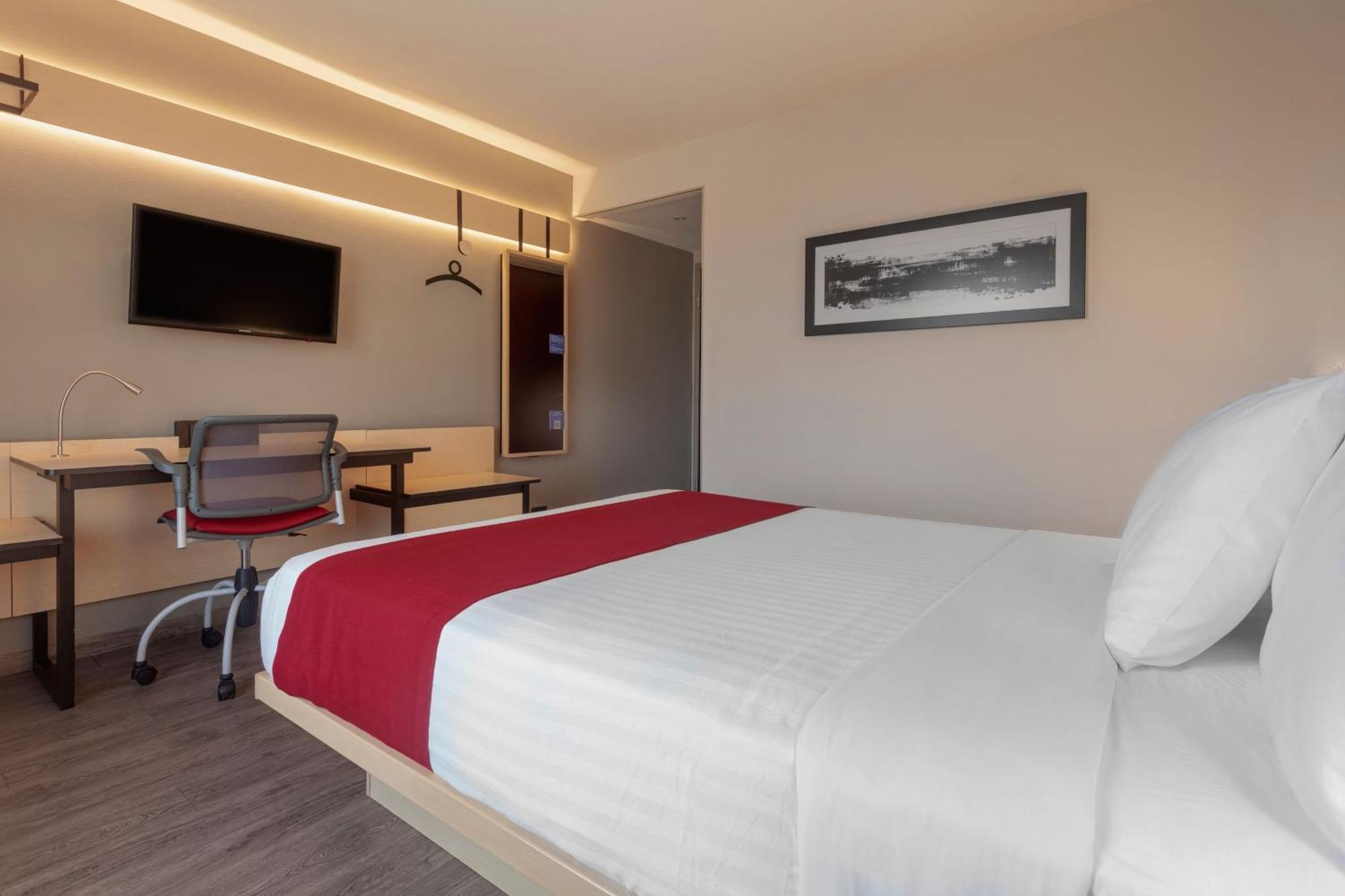 City Express By Marriott Λεόν Εξωτερικό φωτογραφία