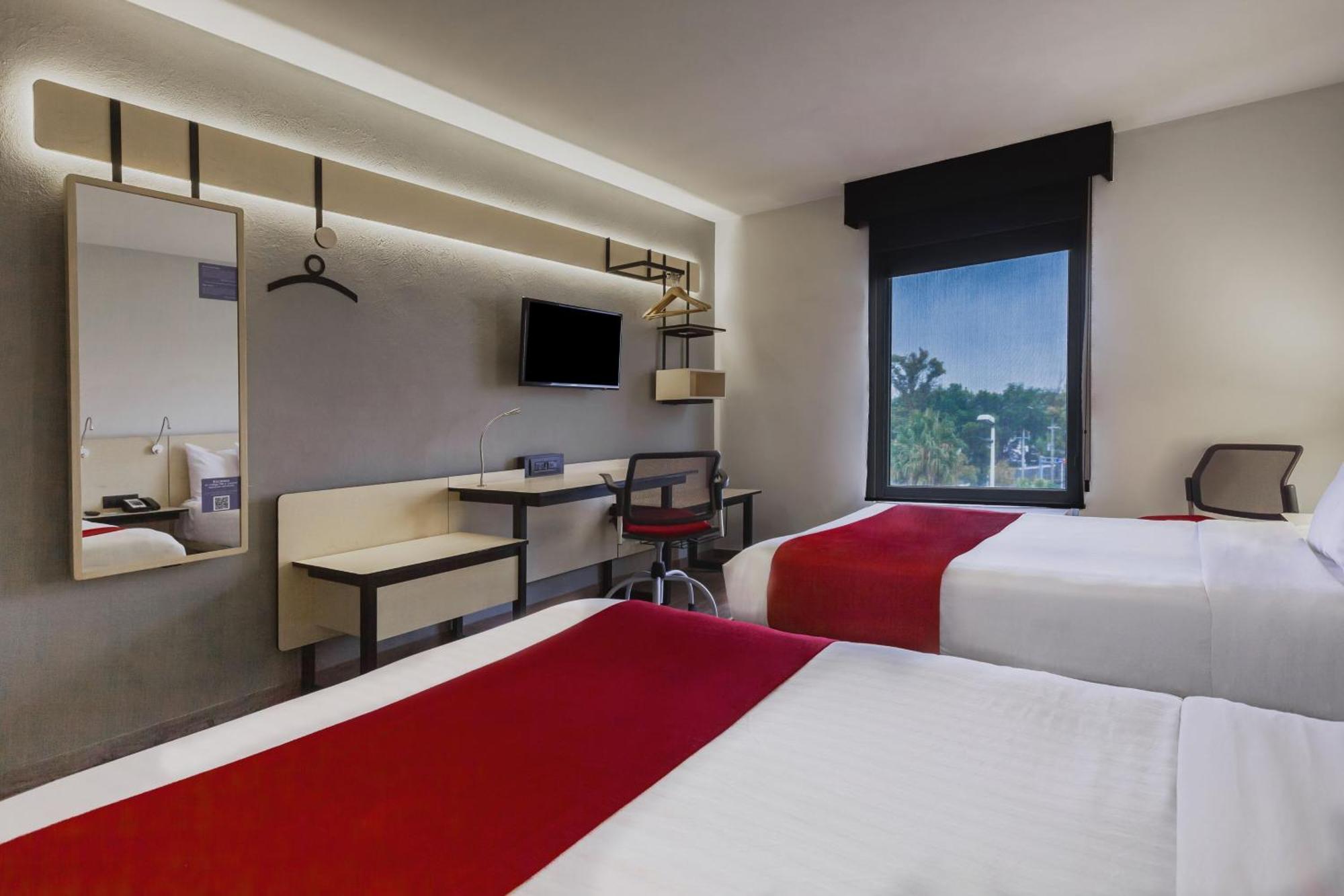 City Express By Marriott Λεόν Εξωτερικό φωτογραφία
