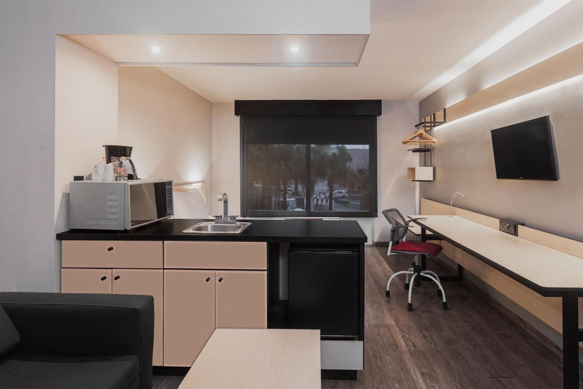 City Express By Marriott Λεόν Εξωτερικό φωτογραφία
