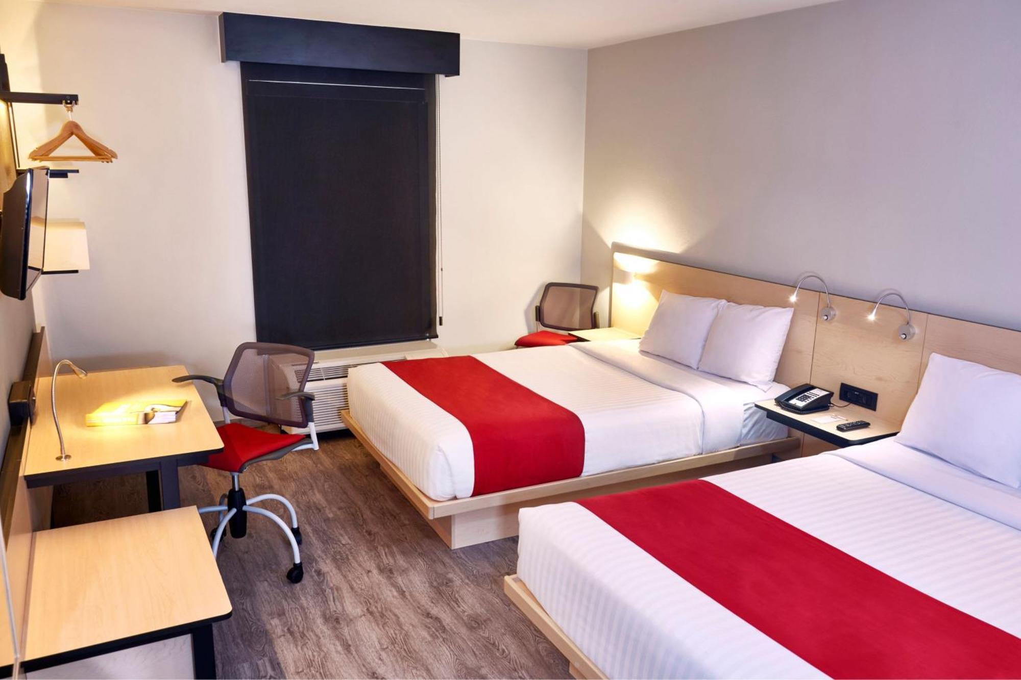 City Express By Marriott Λεόν Εξωτερικό φωτογραφία